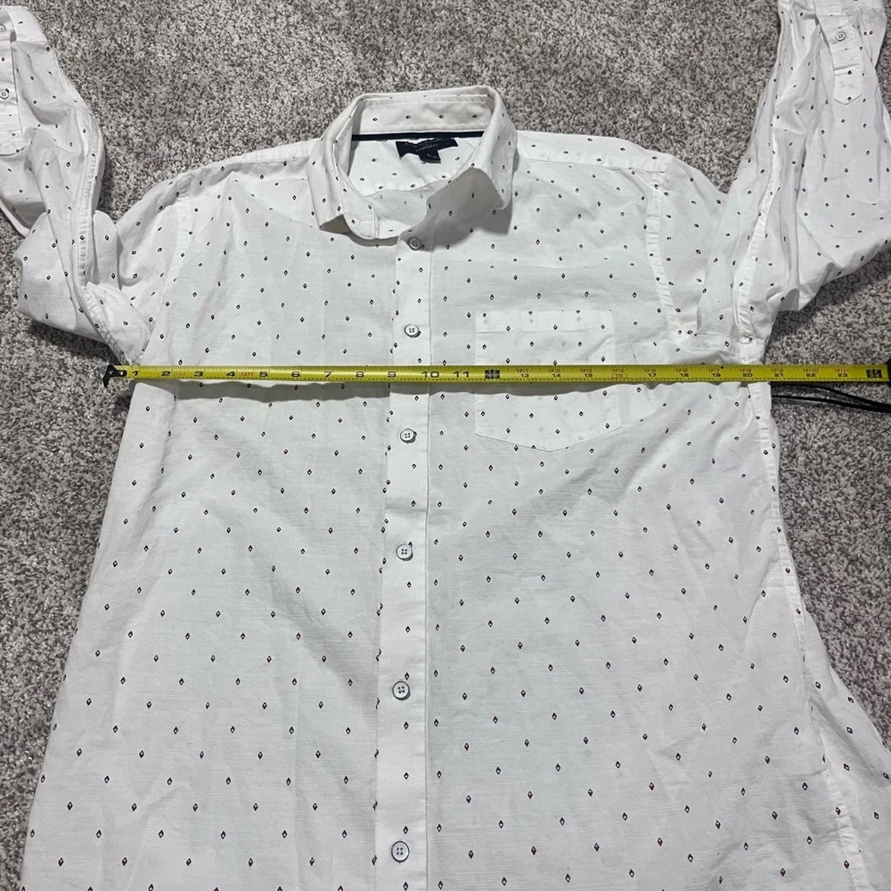 Banana Republic Men’s Large White Micro Print Button Down Shirt